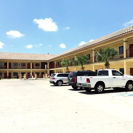 Boca Chica Inn And Suites Brownsville Zewnętrze zdjęcie