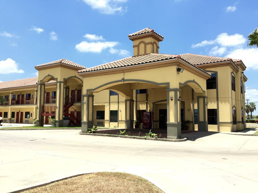 Boca Chica Inn And Suites Brownsville Zewnętrze zdjęcie