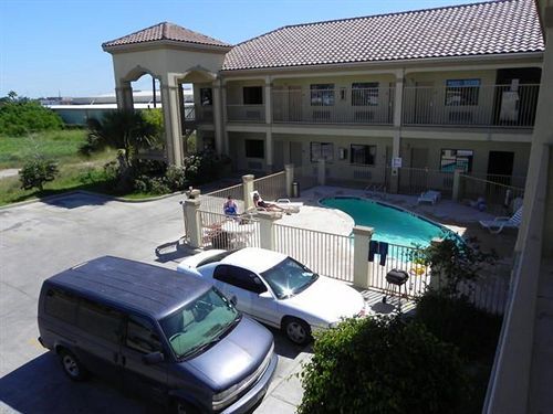 Boca Chica Inn And Suites Brownsville Zewnętrze zdjęcie