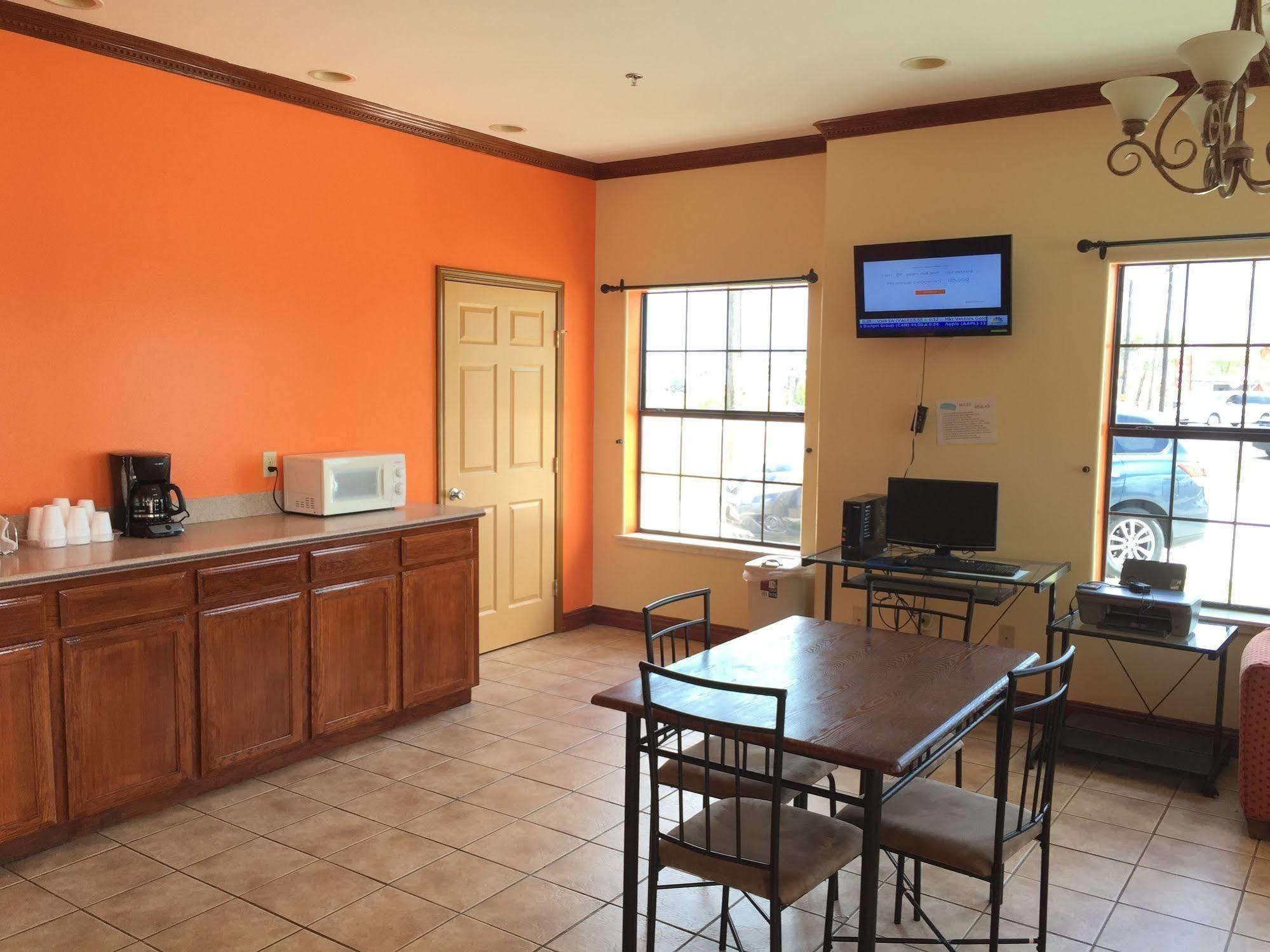 Boca Chica Inn And Suites Brownsville Zewnętrze zdjęcie